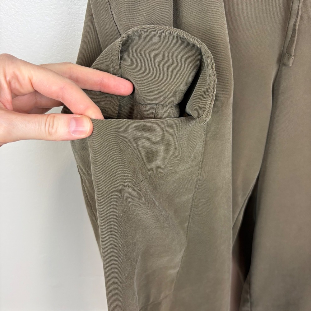 Old Navy Extra High-Waisted Drapey Cargo Super Wide-Leg Pants Sz XXL Olive Green - Picture 10 of 16
